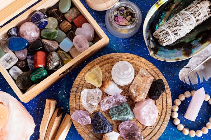 Crystal healing chakra stones positive vibrations Goa and Delhi